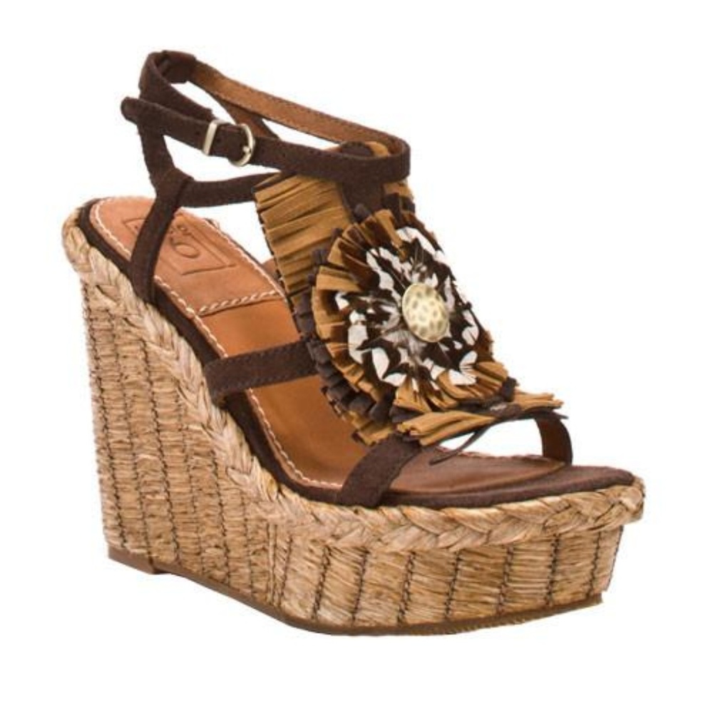Bacio 61 Women's Bairo Wedge